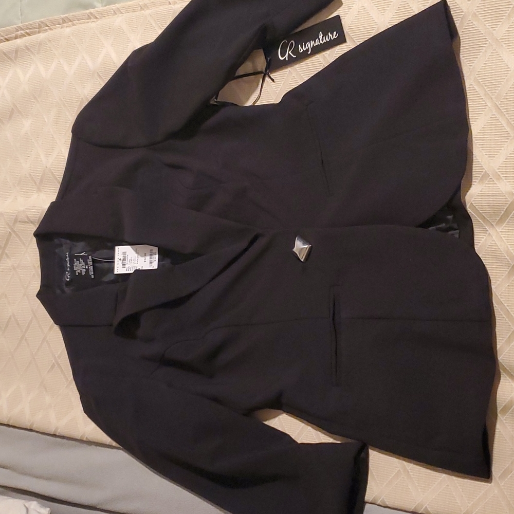Charlotte Russe blazer size medium.